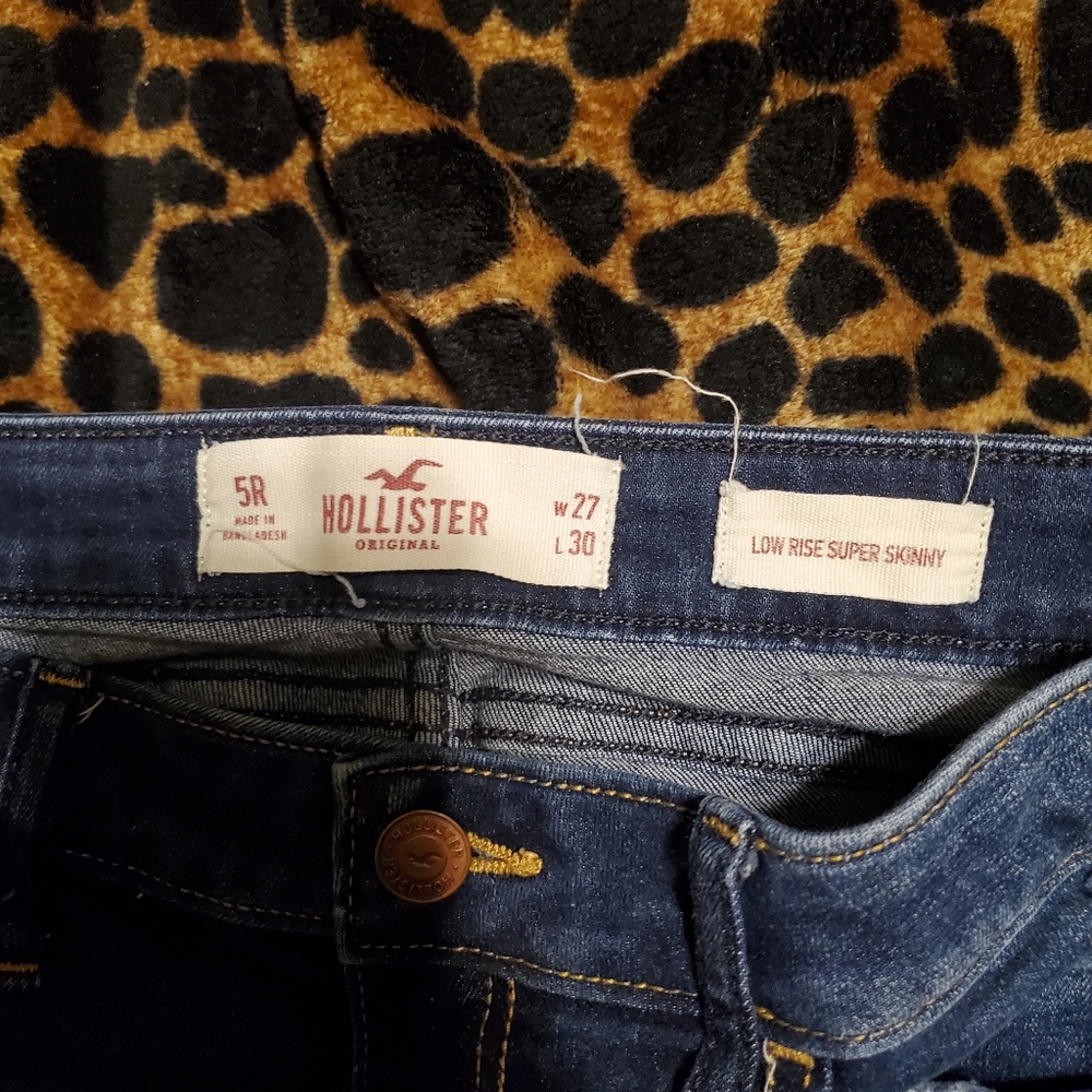 Hollister Jeans - Picture 3 of 4